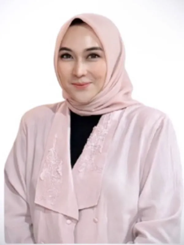 Ari Nursenja Rivanti, M.Pd.